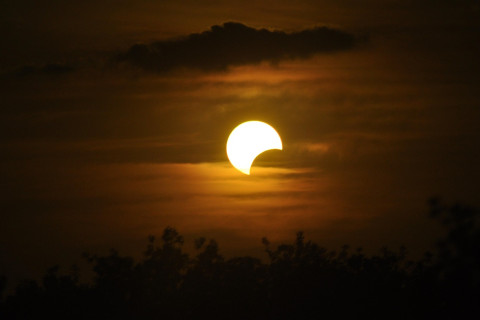 Primeiro Eclipse Solar de 2025 acontece neste sábado, 29 de março.